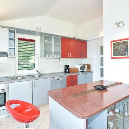 Lucica Sleeps 8 With Pool And Wifi * Χβαρ