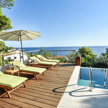 Βίλα Lucica Sleeps 8 With Pool And Wifi *